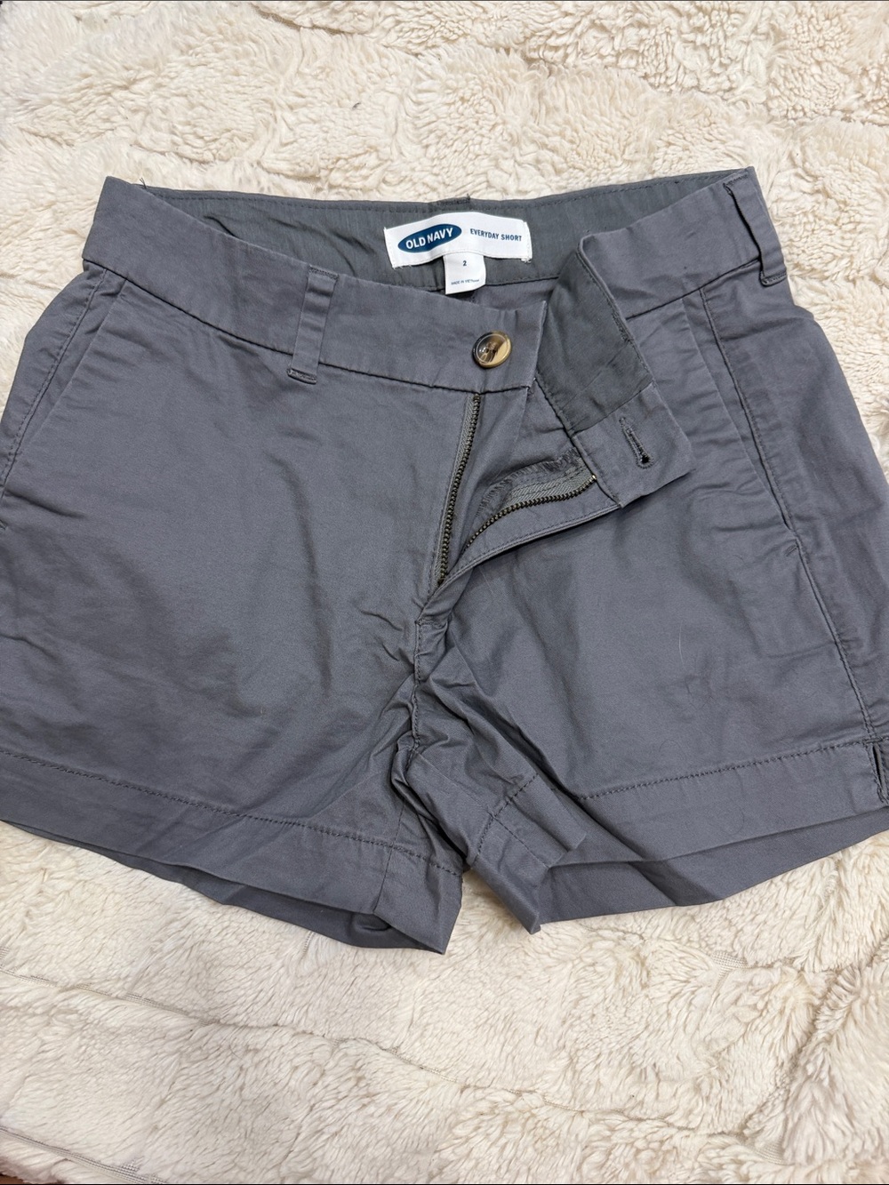 Old Navy Gray Women's Chino Bermuda Shorts
